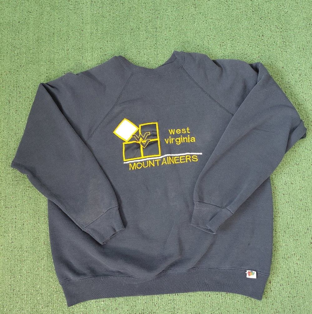 VINTAGE West Virginia Mountaineers NCAA College 90's Navy Blue Crewneck S
